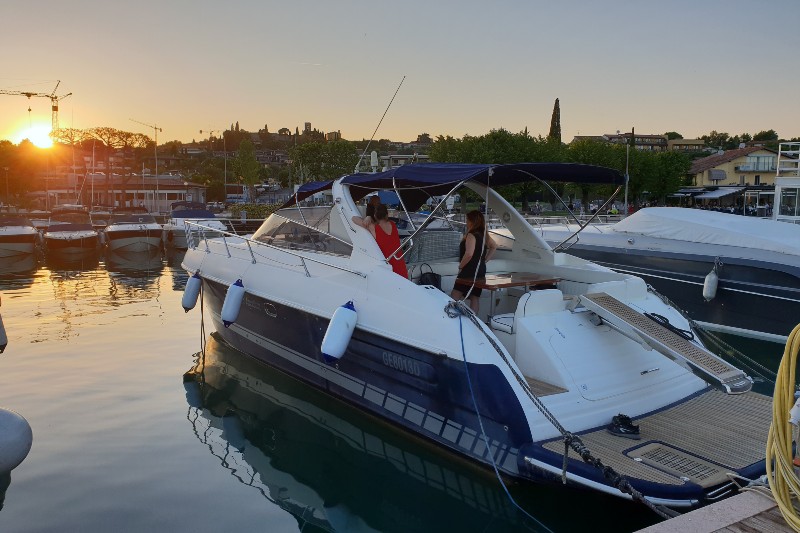 Bootscharter mit skipper Pollini Rent Lago di Garda